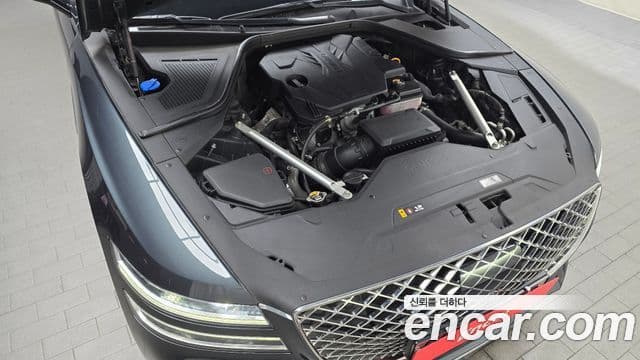 Genesis Electrified G80 2020 — ფოტო 6/20