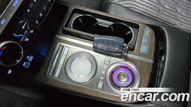 Genesis Electrified G80 2020 — ფოტო 9/20
