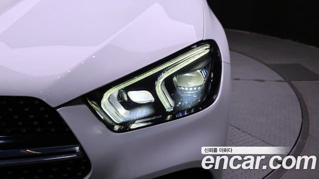 Mercedes-Benz GLE-Class 2022 — Şəkil 22/29
