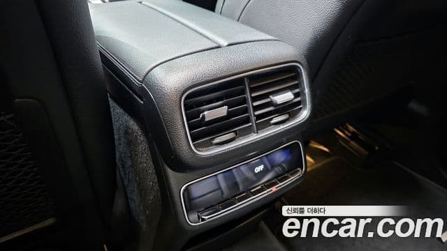 Mercedes-Benz GLE-Class 2022 — Şəkil 12/29