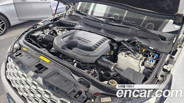 Land Rover Discovery 5 2021 — Photo 4/20