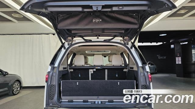 Land Rover Discovery 5 2021 — Photo 19/20