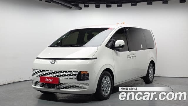 Hyundai Staria 2024 — Фото 1/20