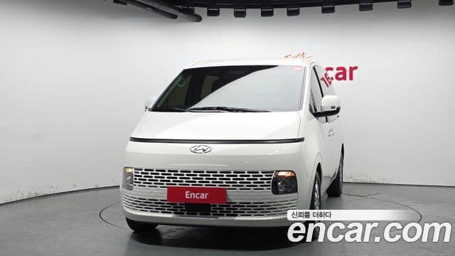 Hyundai Staria 2024 — Фото 3/20