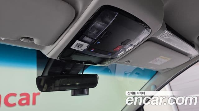 Hyundai Staria 2024 — Photo 20/32