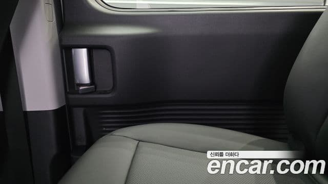Hyundai Staria 2024 — Photo 3/32
