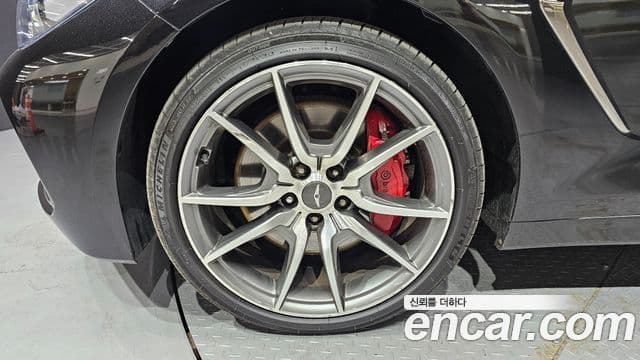 Genesis G70 2018 — ფოტო 5/20