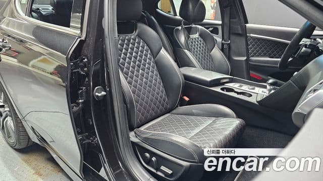 Genesis G70 2018 — ფოტო 11/20