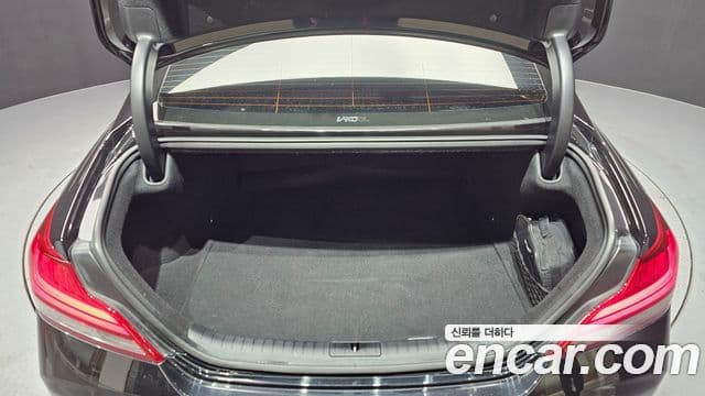 Genesis G70 2018 — ფოტო 20/20