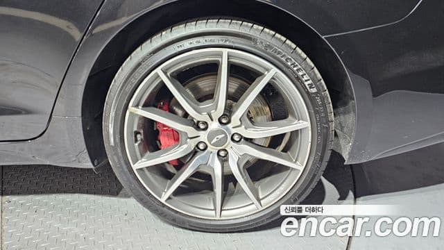 Genesis G70 2018 — Photo 5/30