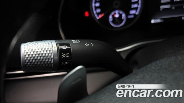 Genesis GV80 2021 — ფოტო 24/30