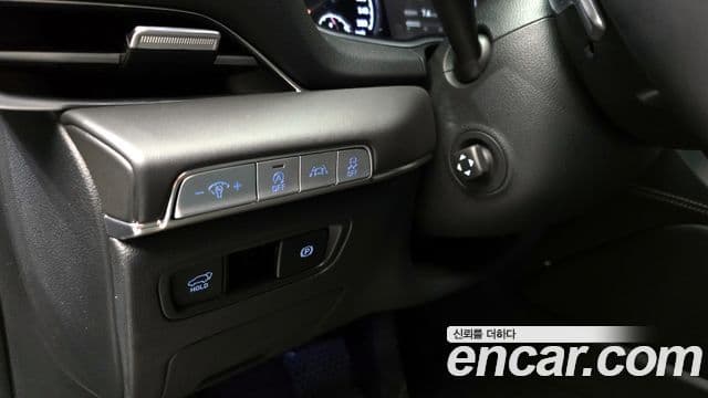 Genesis GV80 2021 — ფოტო 30/30