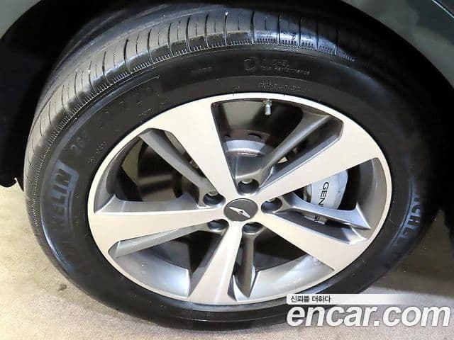 Genesis GV80 2021 — ფოტო 4/20
