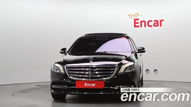Mercedes-Benz S-Class 2018 — Photo 9/20