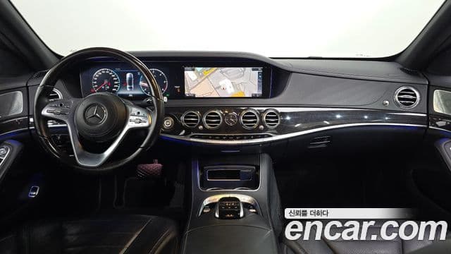 Mercedes-Benz S-Class 2018 — Photo 16/20