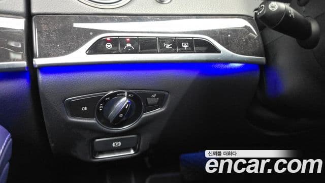Mercedes-Benz S-Class 2018 — Photo 2/20