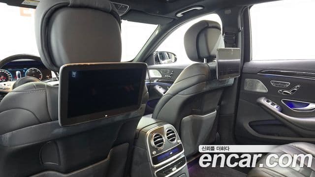 Mercedes-Benz S-Class 2018 — ფოტო 19/20
