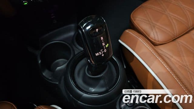 Mini Cooper S 2023 — Şəkil 19/20