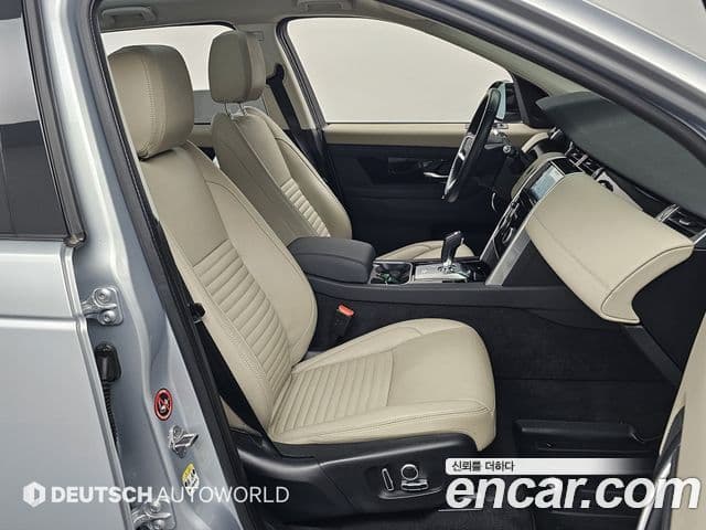 Land Rover Discovery Sport 2022 — ფოტო 19/20