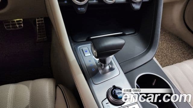 Genesis G70 2019 — ფოტო 9/20