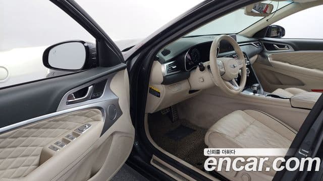 Genesis G70 2019 — ფოტო 10/20