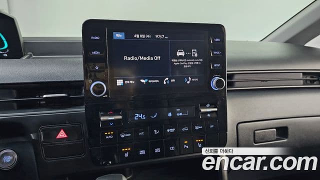 Hyundai Staria 2024 — Şəkil 13/20