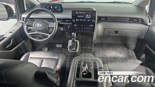 Hyundai Staria 2024 — Şəkil 18/20