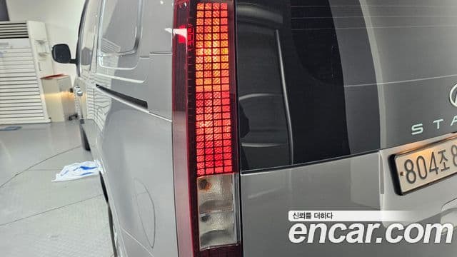 Hyundai Staria 2024 — Şəkil 16/31