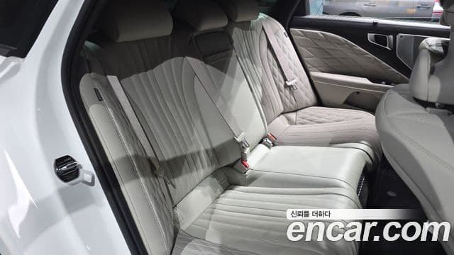 Kia K8 2021 — Şəkil 11/20