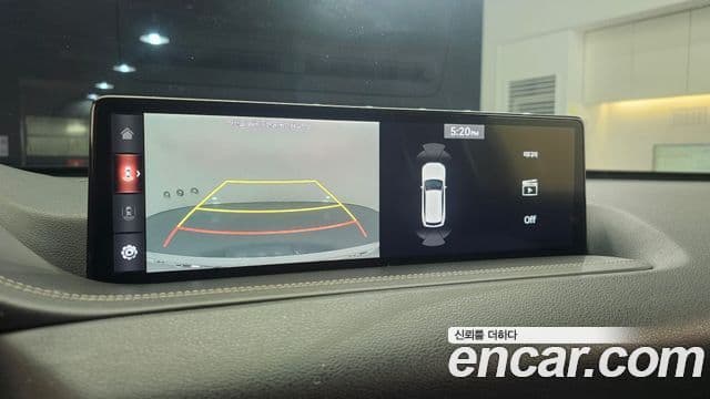 Genesis GV80 2020 — ფოტო 14/20