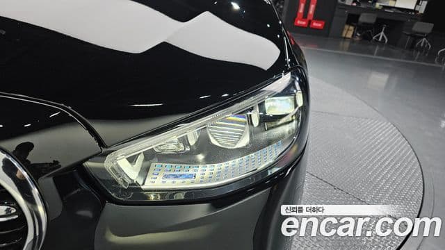Mercedes-Benz S-Class 2023 — Photo 20/30