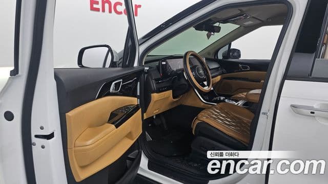 Kia Carnival 2022 — Şəkil 10/20