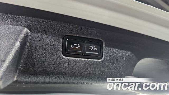 Kia Carnival 2022 — Şəkil 15/20