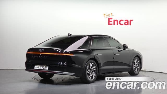 Hyundai Grandeur 2023 — Şəkil 2/20