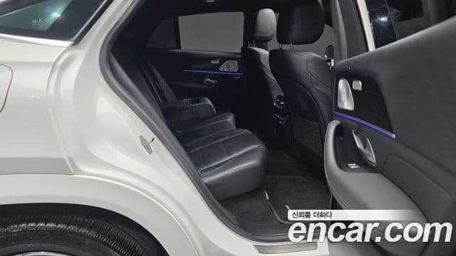 Mercedes-Benz GLE-Class 2021 — Şəkil 10/20