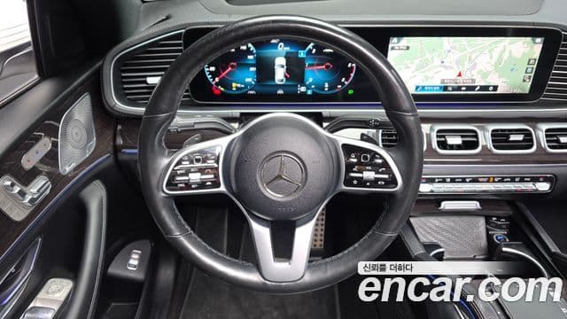 Mercedes-Benz GLE-Class 2021 — Şəkil 12/20