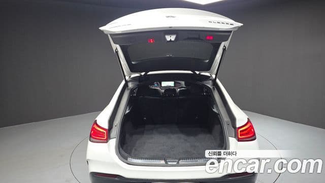 Mercedes-Benz GLE-Class 2021 — Şəkil 19/20