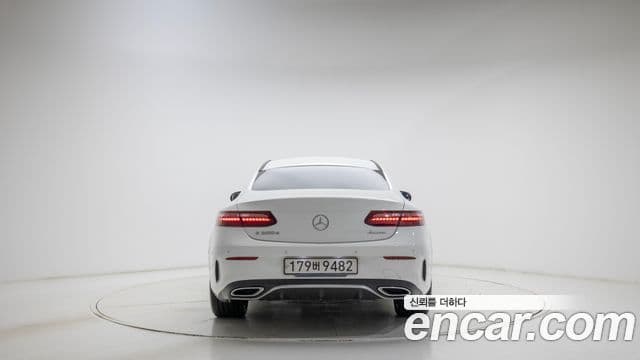 Mercedes-Benz E-Class 2023 — ფოტო 3/20