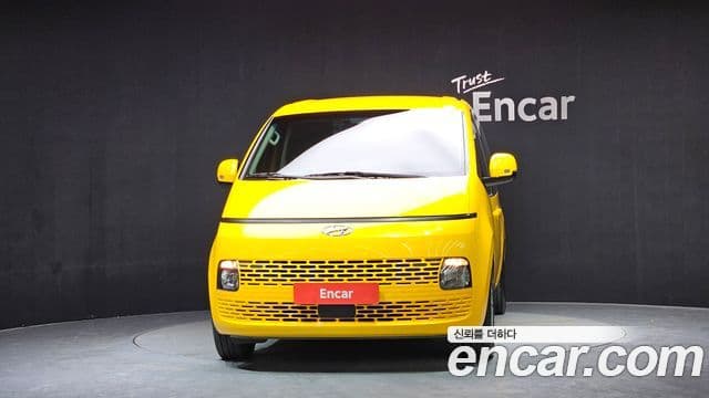 Hyundai Staria 2023 — Фото 3/20