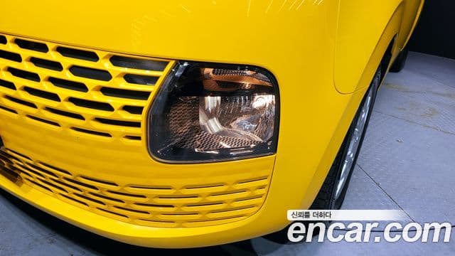 Hyundai Staria 2023 — ფოტო 13/31