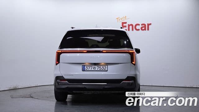 Kia Carnival 2024 — Şəkil 4/20