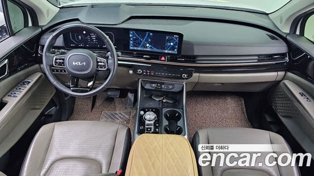 Kia Carnival 2024 — Şəkil 7/20