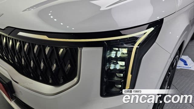 Kia Carnival 2024 — Şəkil 17/31