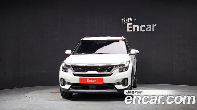 Kia Seltos 2021 — ფოტო 3/20
