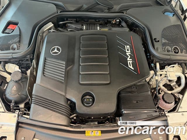 Mercedes-Benz E-Class 2022 — фото 5 из 20