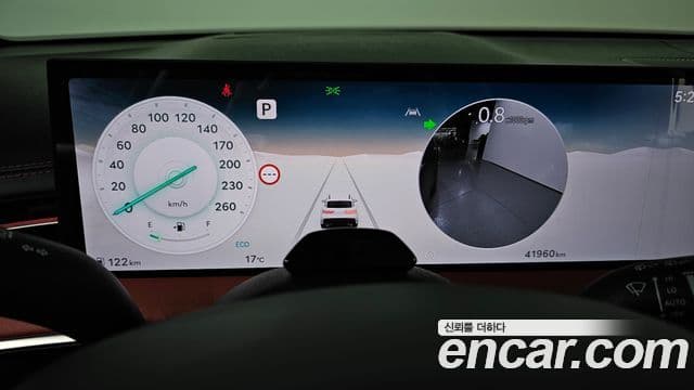 Genesis GV70 2025 — Şəkil 8/20