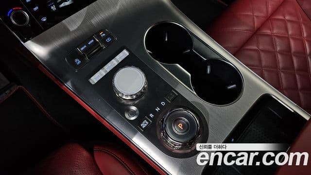Genesis GV70 2025 — Şəkil 9/20
