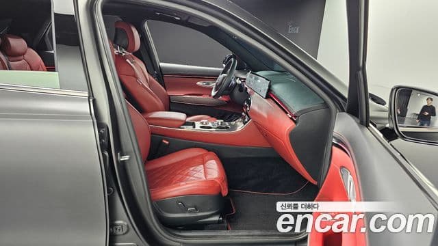 Genesis GV70 2025 — Photo 7/30