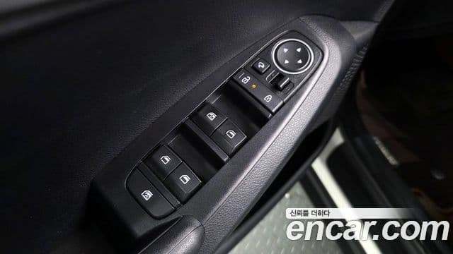 Kia Seltos 2024 — ფოტო 14/20