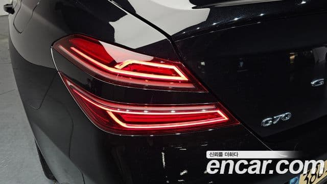 Genesis G70 2021 — Photo 25/34